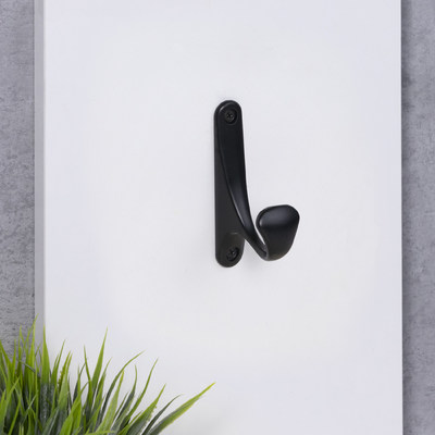 Крючок мебельный однорожковый DELTA черный AKS  56834