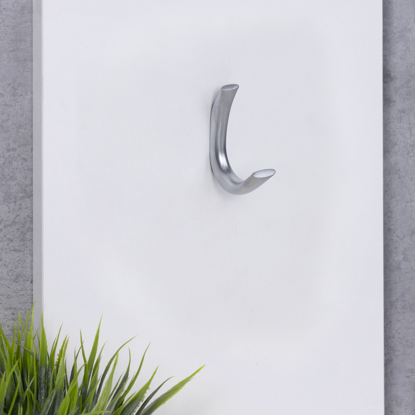 Крючок мебельный однорожковый SKY хром матовый AKS 45270