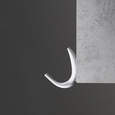 Крючок мебельный однорожковый SKY черный матовый AKS 81599