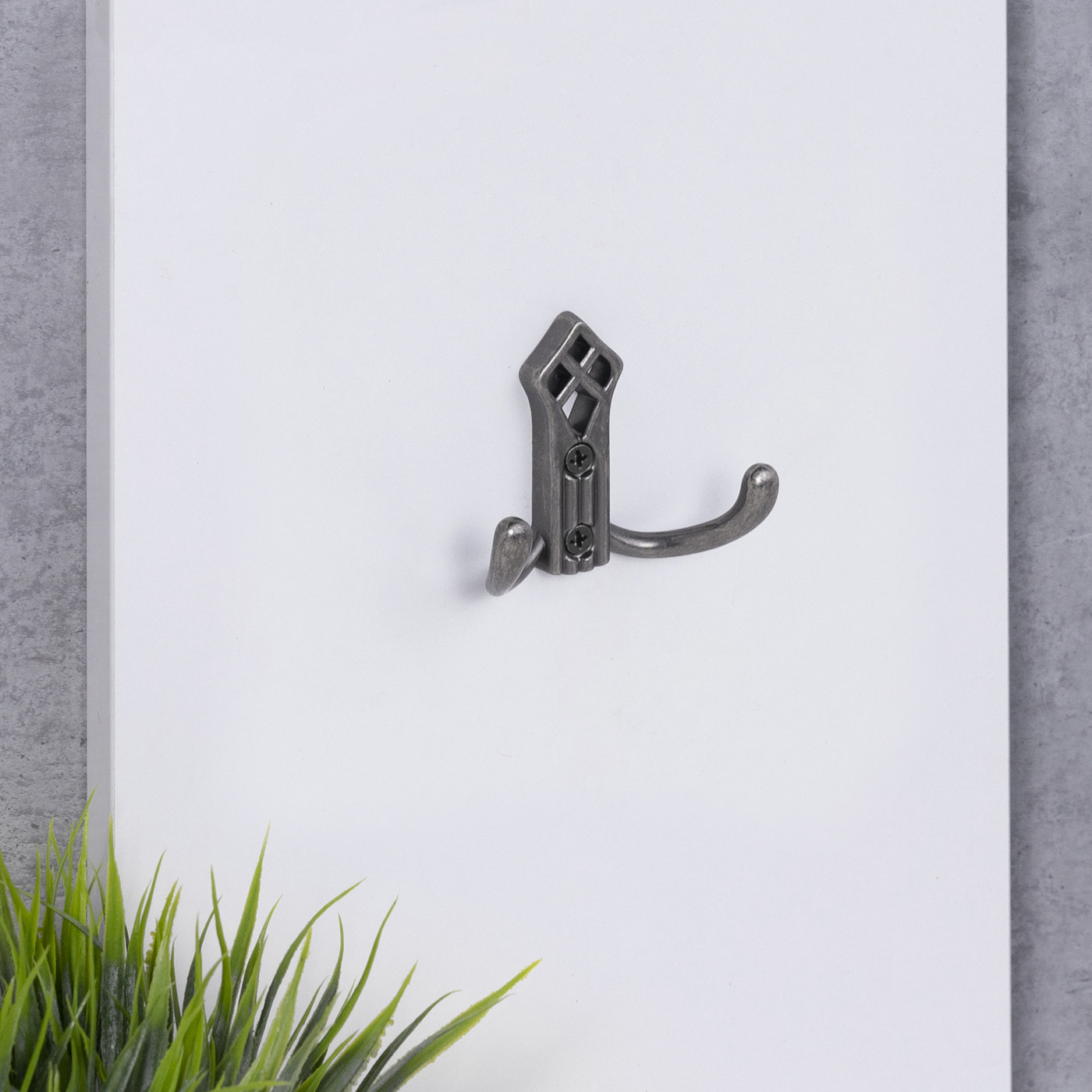 Крючок мебельный двухрожковый PALAZZO античное серебро AKS 81196