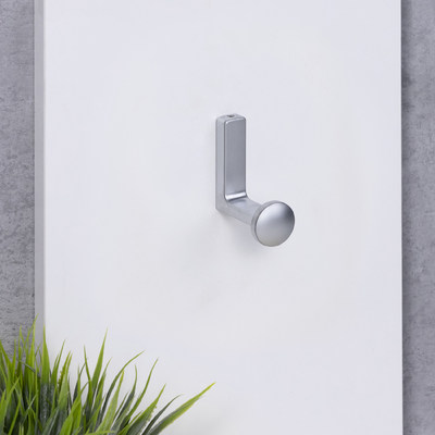 Крючок мебельный однорожковый KING хром матовый AKS 90275