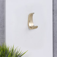 Крючок мебельный однорожковый MYHITO брашированное золото AKS 104197