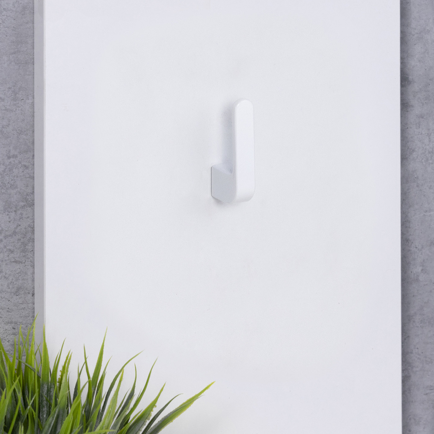 Крючок мебельный однорожковый START белый AKS 89333