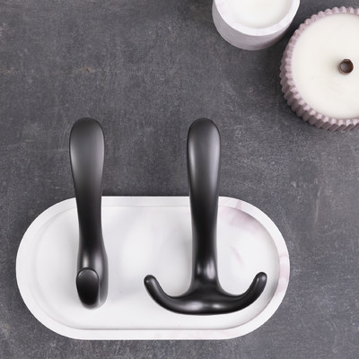 Крючок мебельный трехрожковый ROMA античная латунь матовая AKS 104209