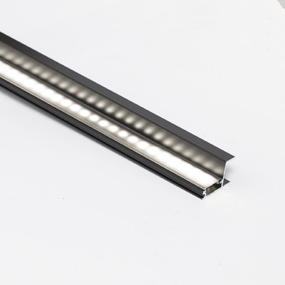 Профиль алюминиевый CAPELLA-3018B накладной с черным экраном, черный, ДСП 18мм, 2м AKS 105021