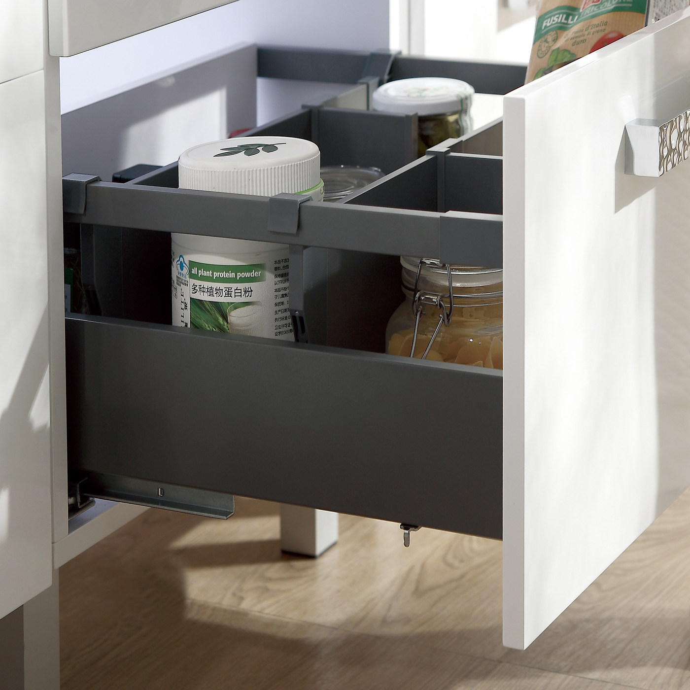 Рейлинг к Slimbox L-400 графит AKS 53187 (нов.код 118281)(снят с пр-ва)