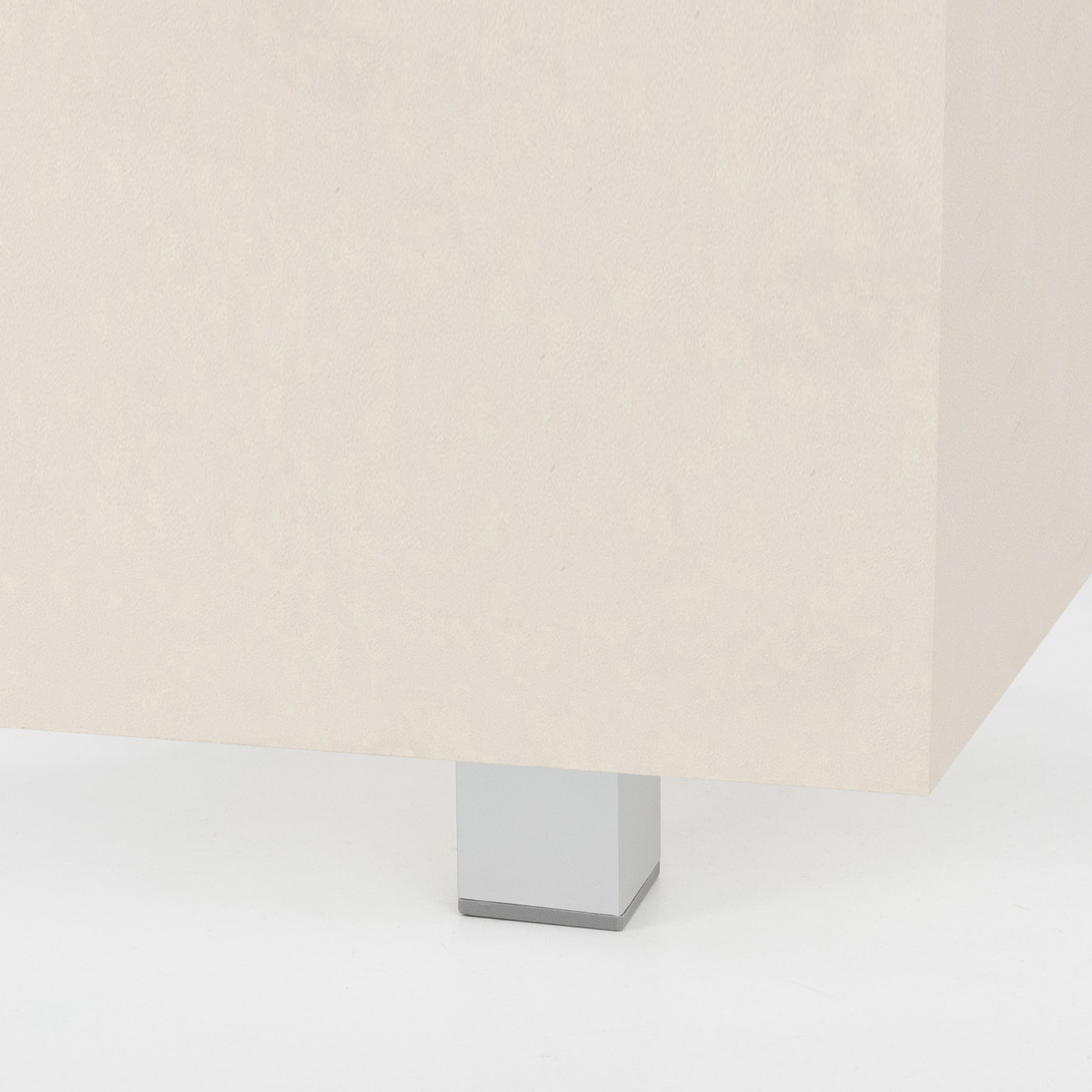 Опора мебельная квадратная DAКP-27,H60, алюминий AKS  22666