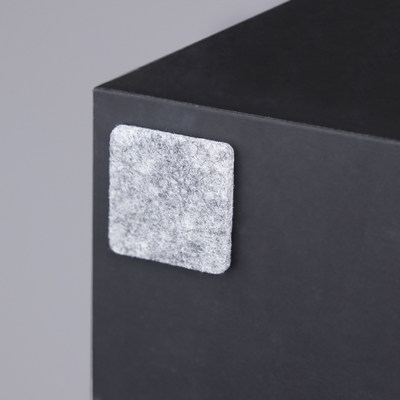 Подкладка самоприлипающая фетровая 25*25 h-2,4 мм (1 лист - 18 шт.) AKS 26782