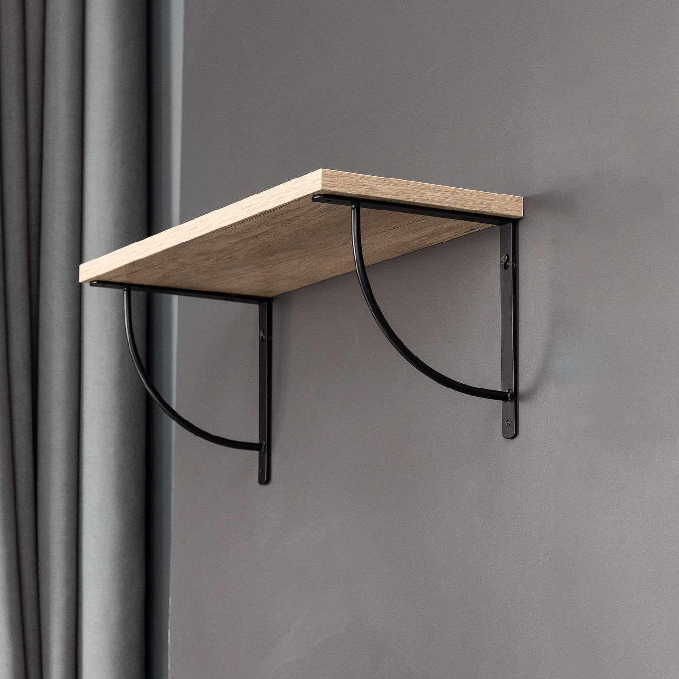 Полкодержатель ORBIT 250*250*20*3, черный AKS  68531