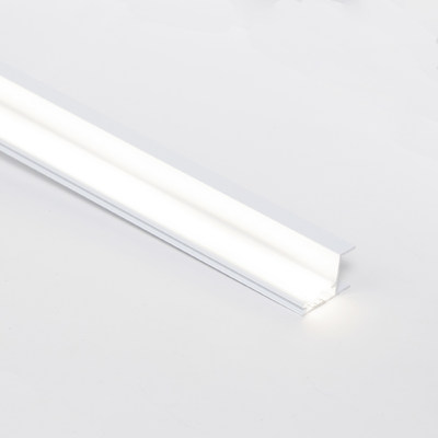 Профиль алюминиевый наклад./торц. CAPELLA-3016А, с экраном, цвет алюмин. 2 м AKS 104956