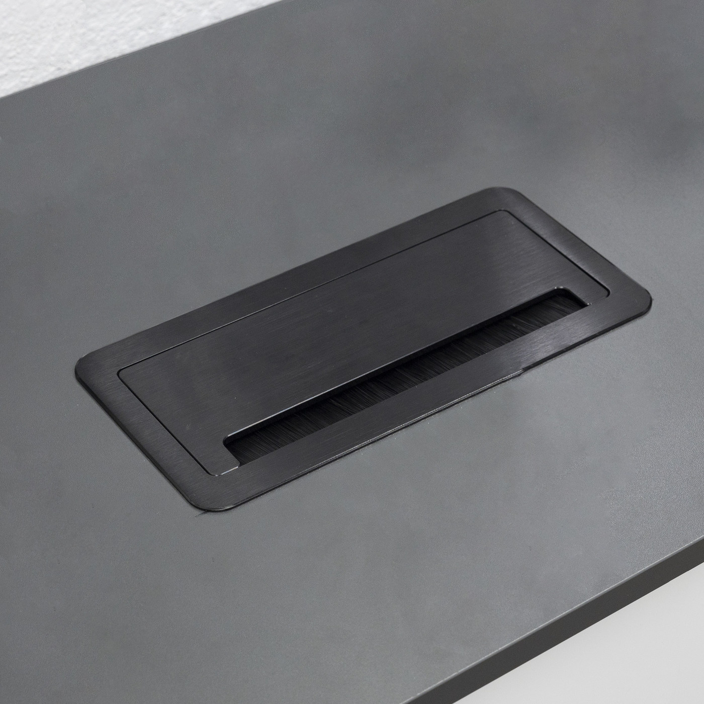 Выдвижной удлинитель AKS Atlas USB, 2 розетки, 2xUSB, HDMI, LAN, черный AKS 78316