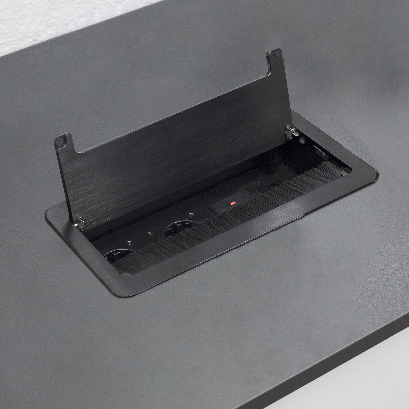 Выдвижной удлинитель AKS Atlas USB, 2 розетки, 2xUSB, HDMI, LAN, черный AKS 78316