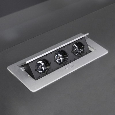 Выдвижной удлинитель NOVA, 3 розетки, алюминий AKS 78892