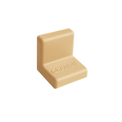 Уголок GRANDIS пластиковый груша 25*25 (накладка)