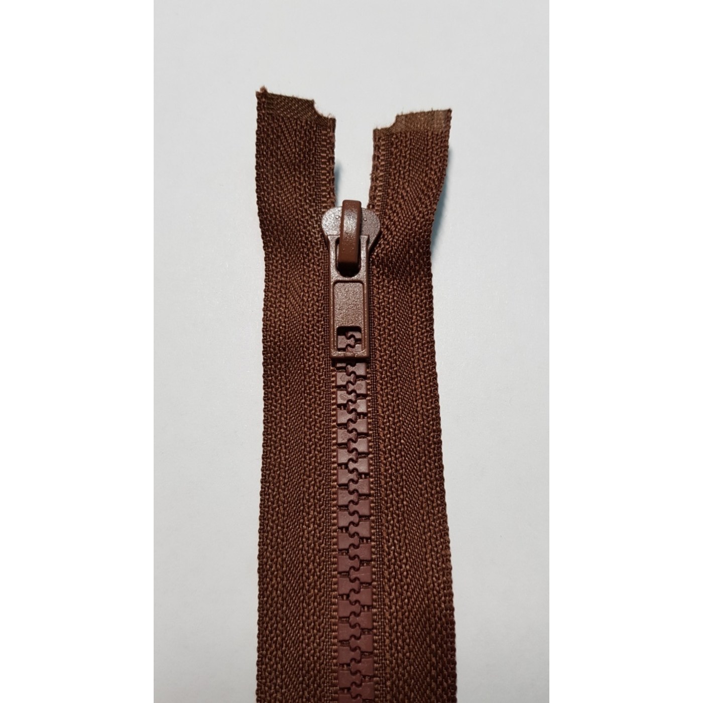 Молния 5 (АП) 303 (коричневая) (рол 200 м)