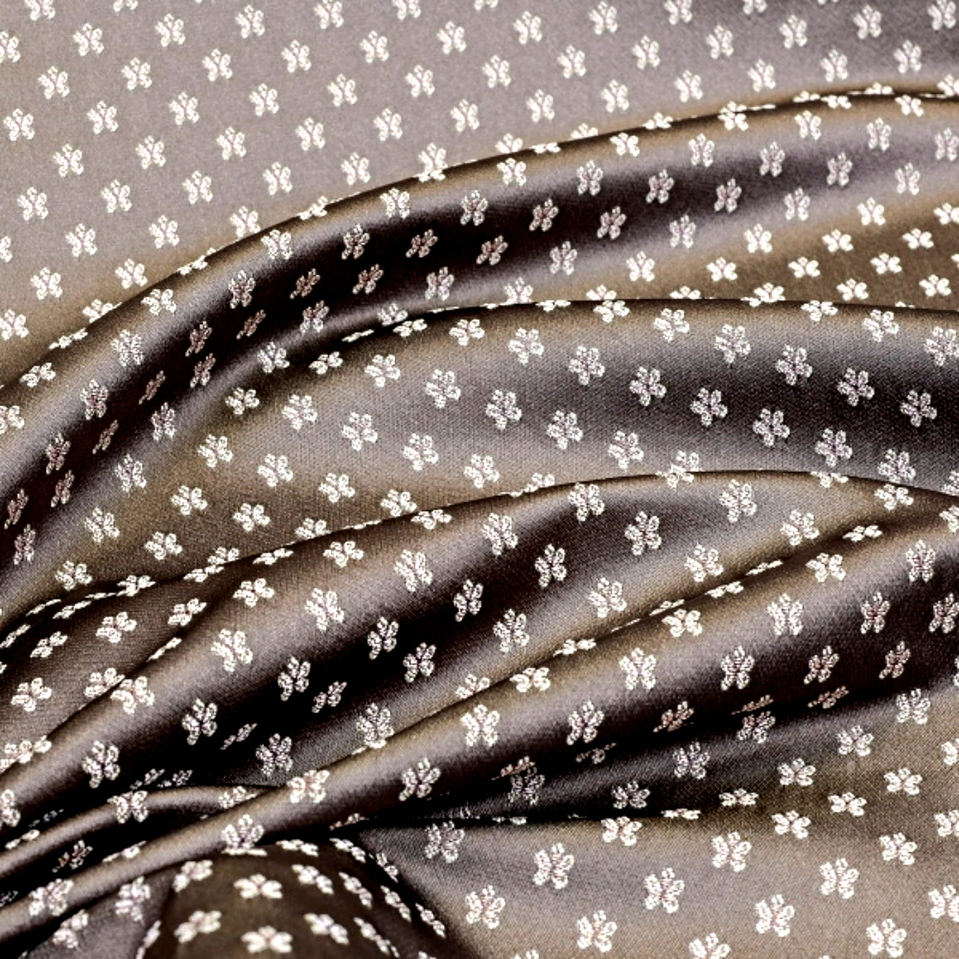 Валли лилак ком