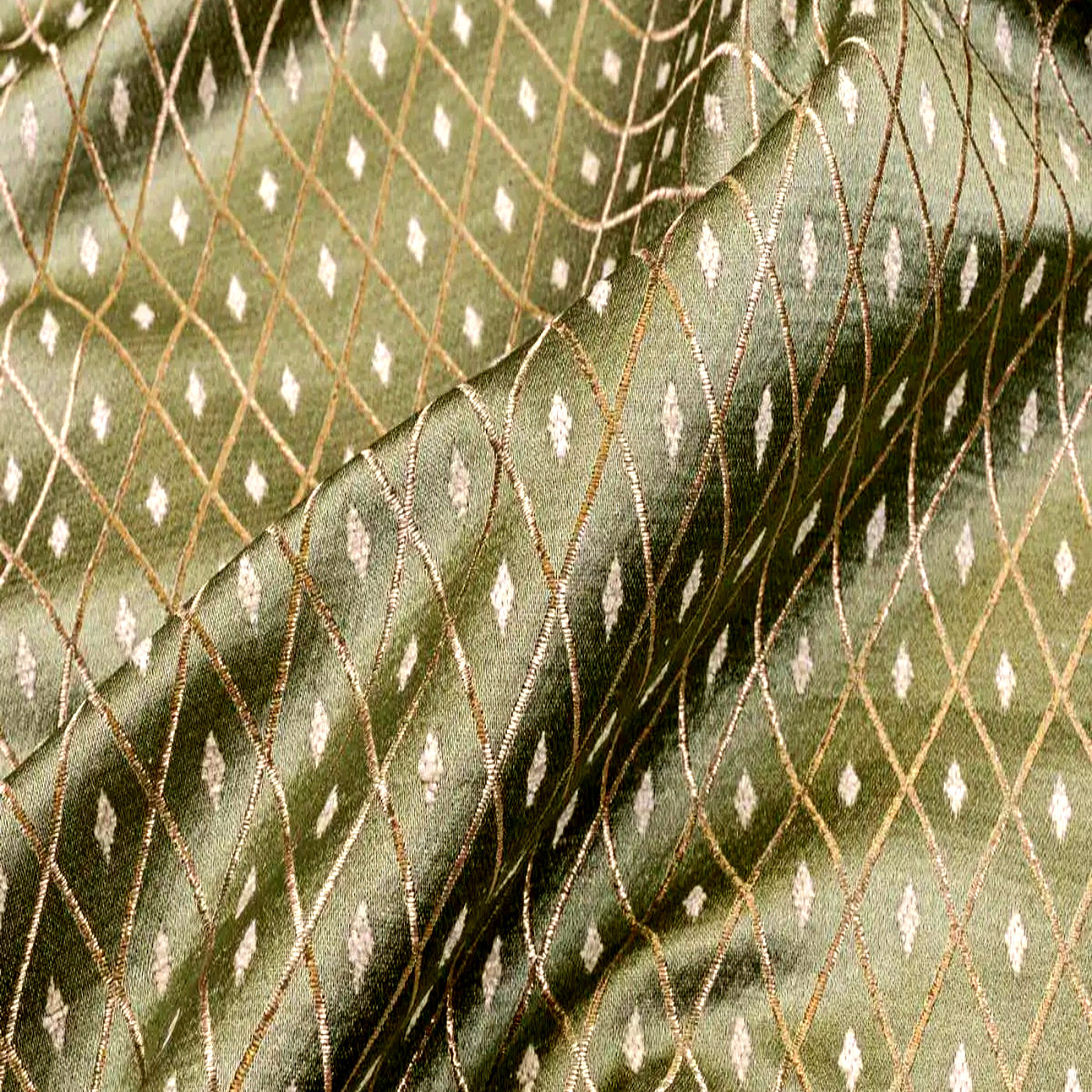 Сопрано нефрит ком