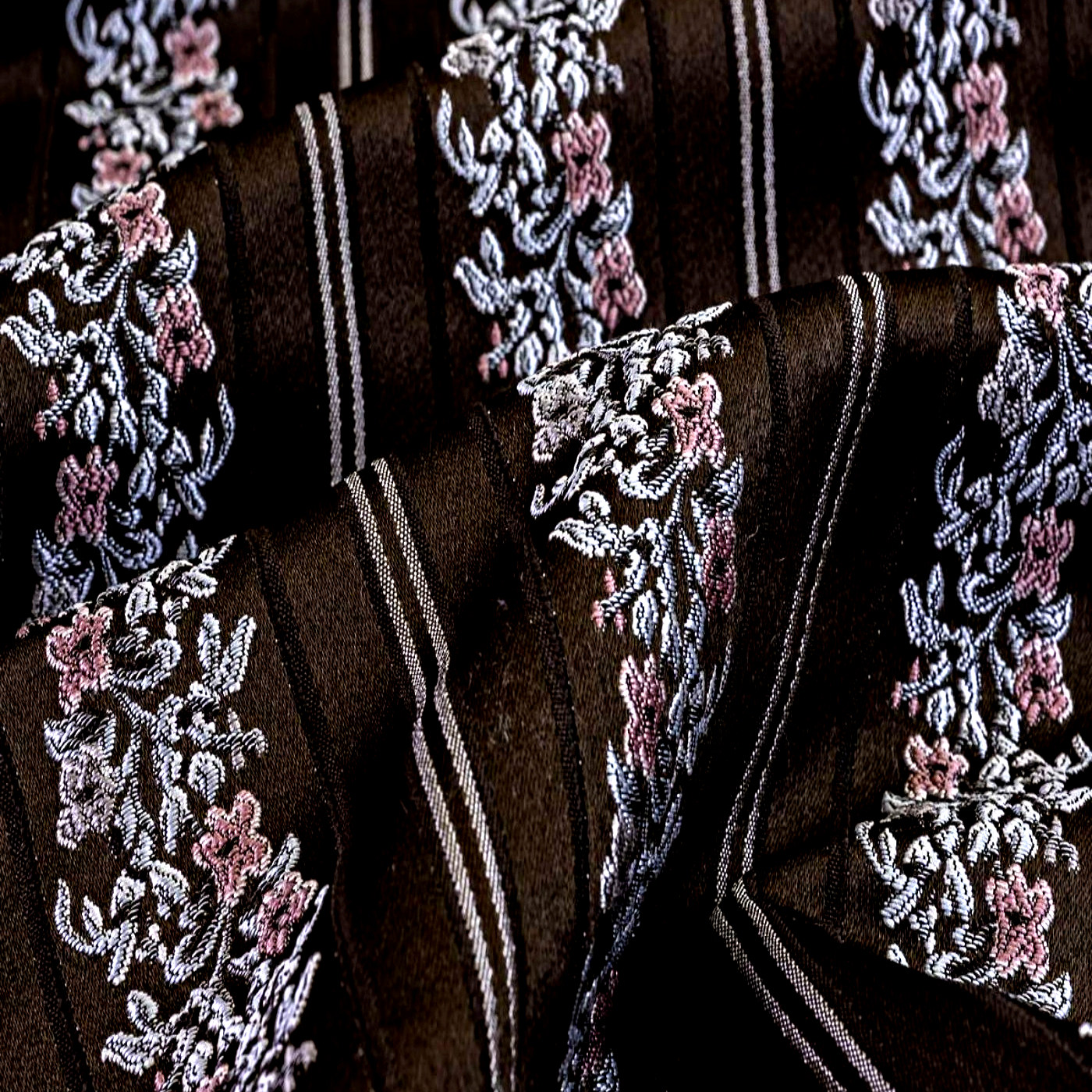 Медея страйп шоколад