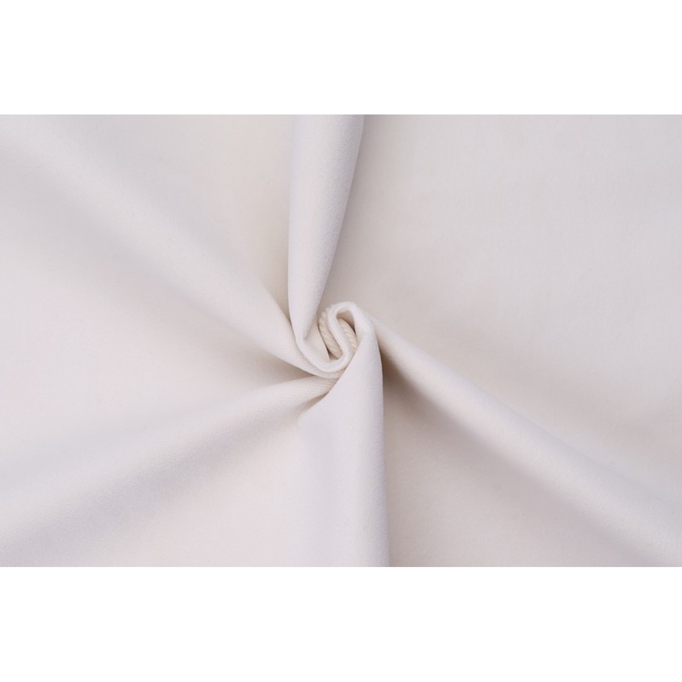 Лаур 02 (молочный)