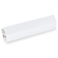 Угол универс.135гр. Белый глянец к цоколю 015 150мм КORNER