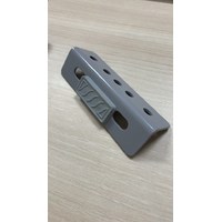 572 Уголок п/п Полка (150 шт)