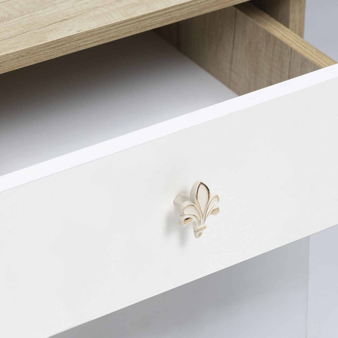 Ручка мебельная MILK кнопка, белый/золото AKS  45279