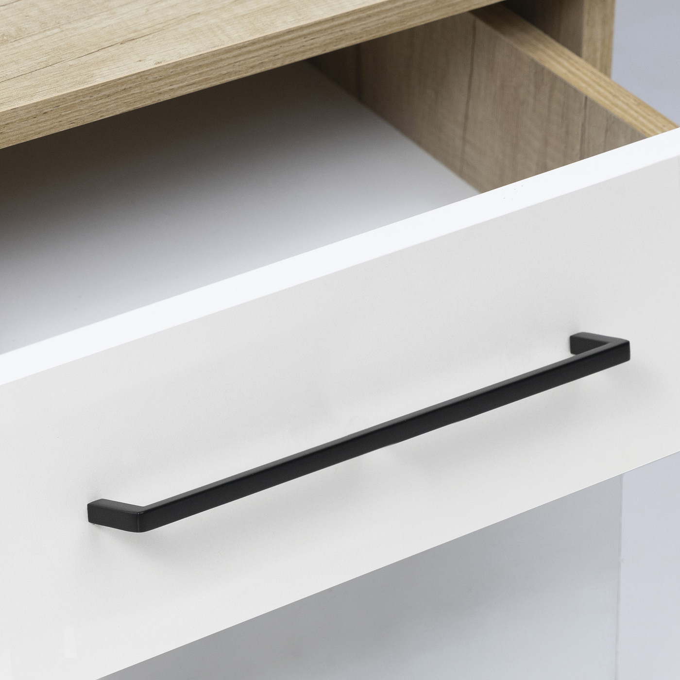 Ручка мебельная SKYLINE-320, черный мат. тип 2 AKS 105093