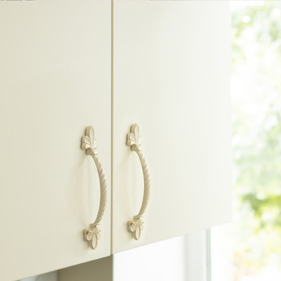 Ручка мебельная MILK- 96, серебро белый AKS 45290