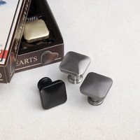 Ручка мебельная кнопка мет. KNOPA инокс AKS 80679