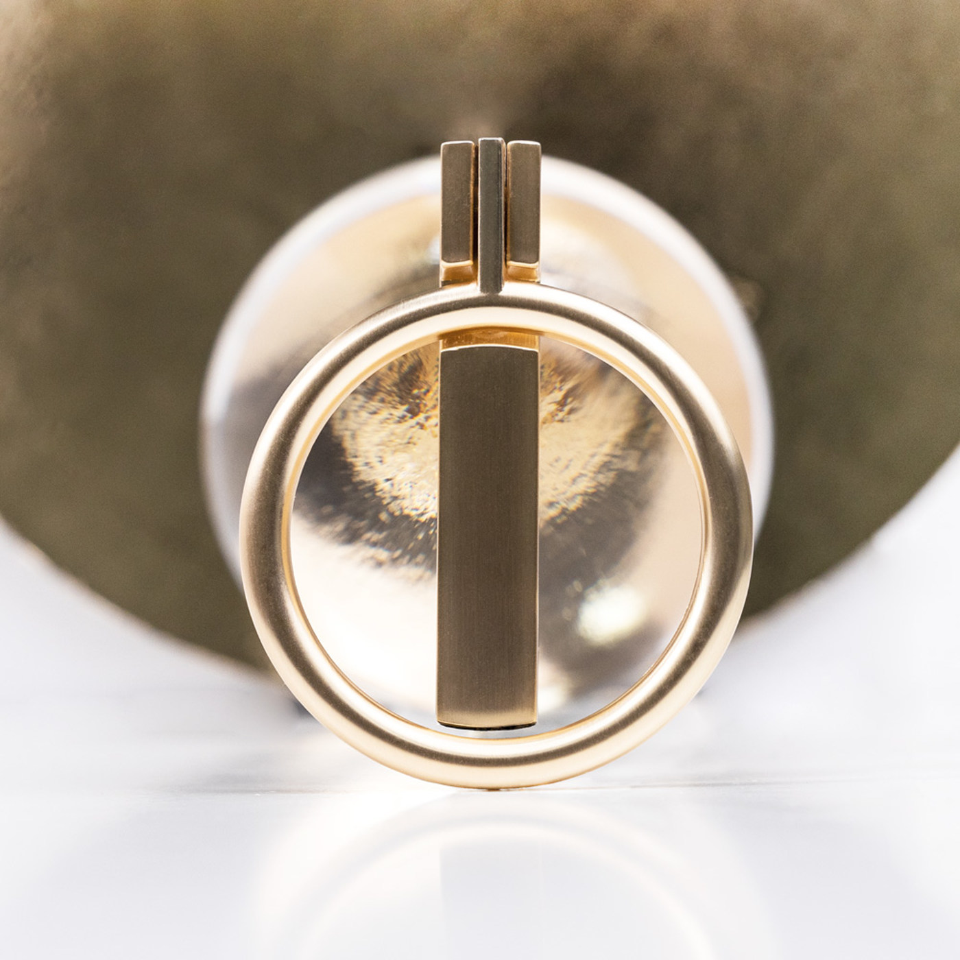 Ручка мебельная кнопка мет. ROUND черный матовый AKS 95169