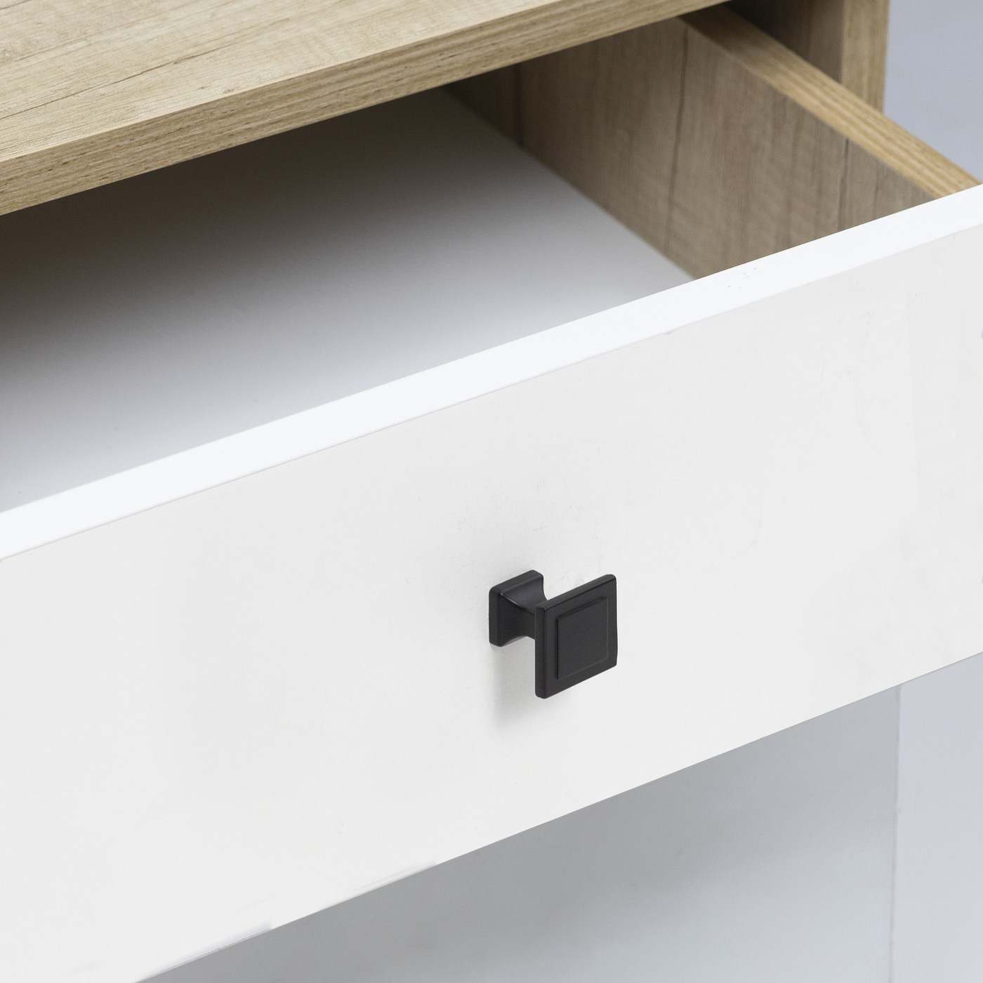 Ручка мебельная кнопка мет. SQUARE черный матовый AKS 95686