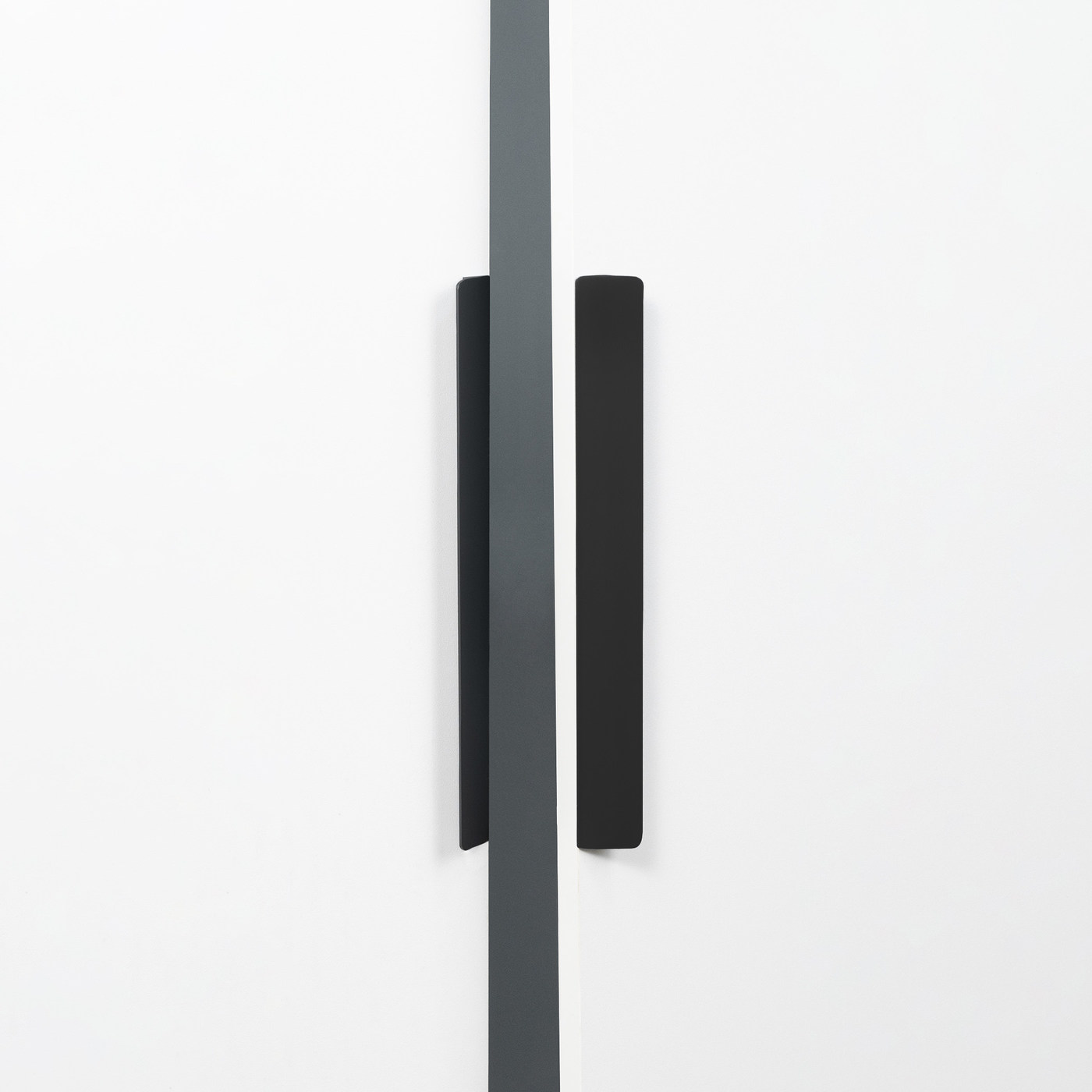 Ручка мебельная скоба алюм. ELBRUS 96/106 черный матовый AKS 92243