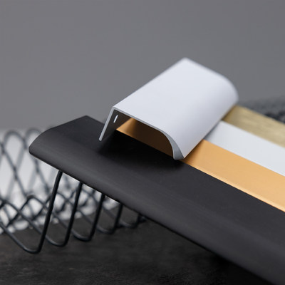 Ручка меб.накладная алюм. MONBLAN 1056/1200 черный матовый AKS 111214